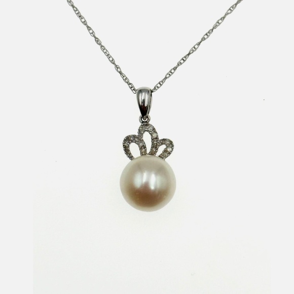 Pearl and Diamond Pendant Necklace 10K White Gold - Picture 1 of 5